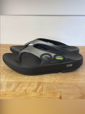 OOFOS OOriginal Sport Recovery Thong Support Comfort Sandals women’s size 6